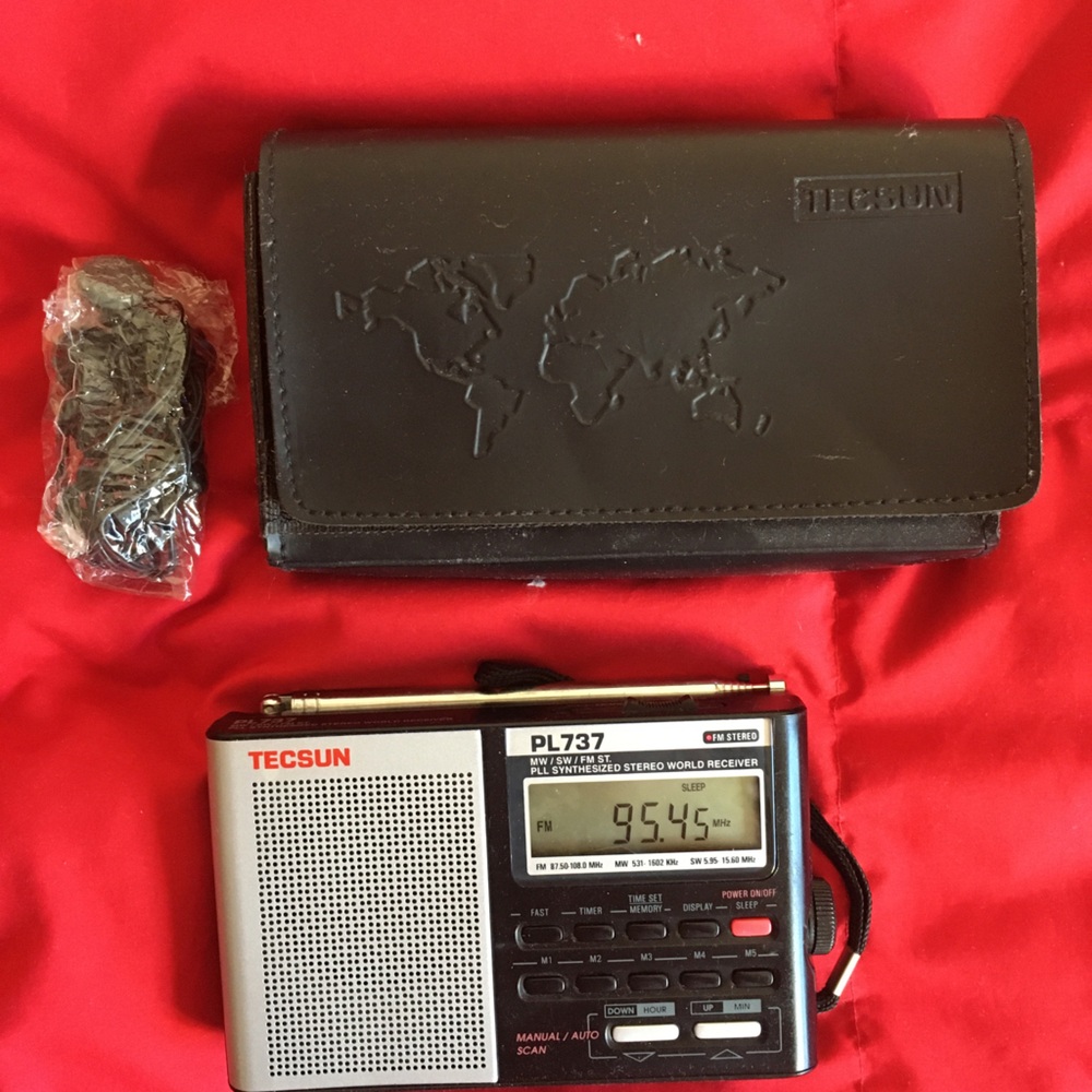 Tecsun PL-737 Digital Portable Radio MW/SW/FM Stereo World Receiver